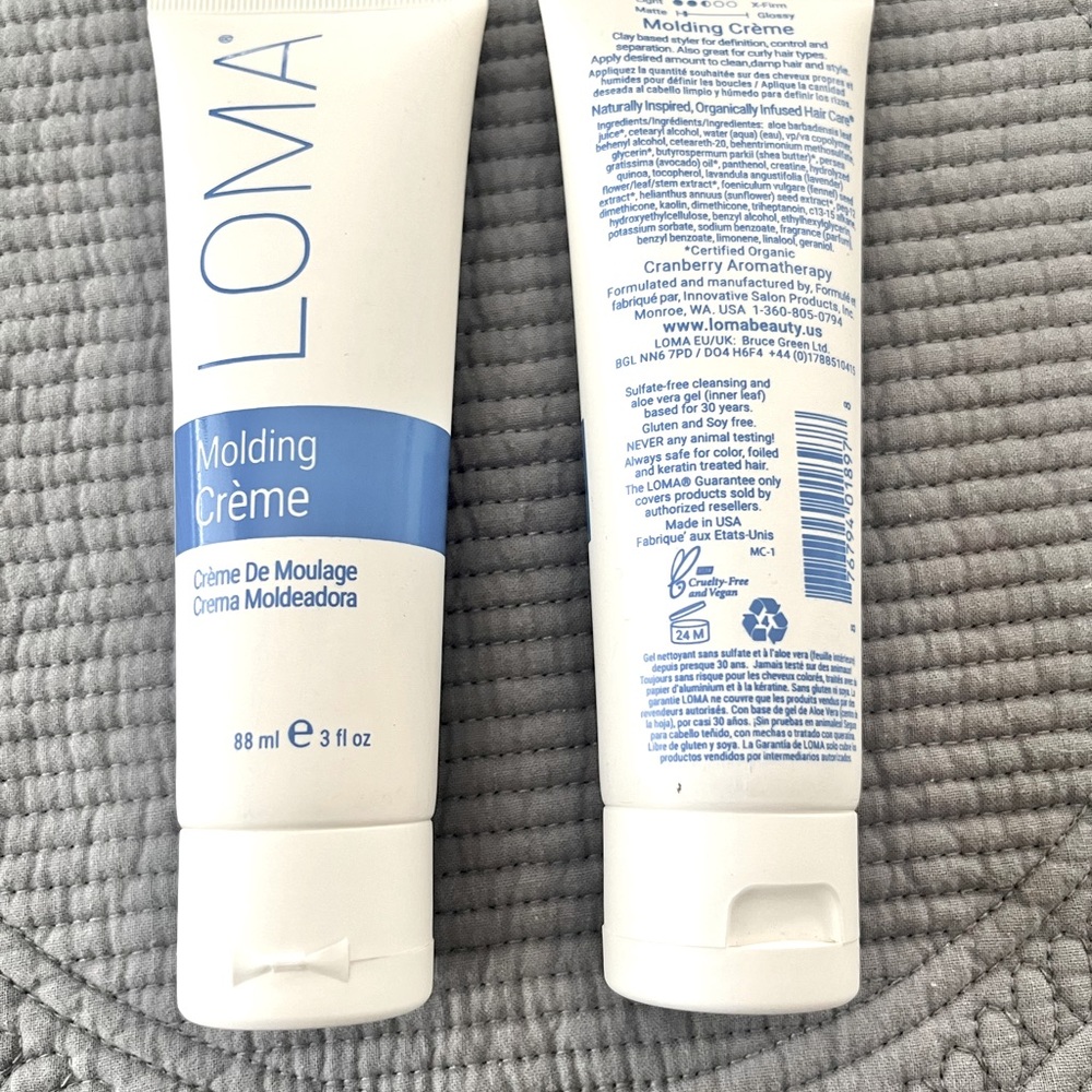 LOMA Molding Crème - Blue and White